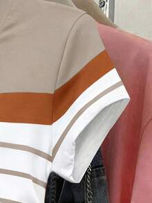 Resyla 女士户外/办公休闲条纹印花短袖修身褶皱腰部T恤，大码，适合返校季、教师节等场合 - 彩色 - 查看 5