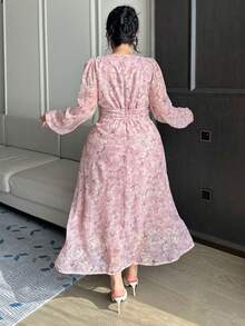 Dazy Plus 大码碎花雪纺灯笼袖收腰长款连衣裙，优雅度假风，春夏吊带裙 - 紫色 - 查看 9