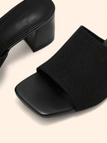 CUCCOO BASICS Sandal Mule Hak Tinggi Serbaguna untuk Wanita, Cocok untuk Pemakaian Sehari-hari, Hari Valentine, dan Musim Panas. - Hitam - View 5