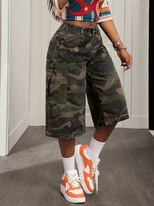 Slaydiva Women's Casual Camouflage Denim Capri Pants - Army Green - View 4