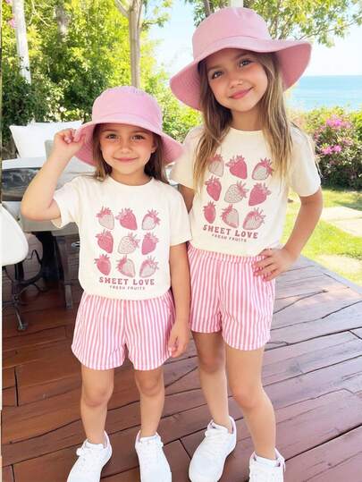 2 st/set för flickor 4-7 år, söta jordgubbs- och bokstävertryckta rundhalsade toppar med korta ärmar + rosa och vita randiga shorts, lätt tyg, söta avslappnade kortärmade shorts, sommaroutfit