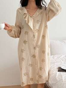 DAZY Áo ngủ nữ dáng rộng, chất liệu chiffon in họa tiết lá phong, cổ bèo nhún. - Màu be - Xem 6