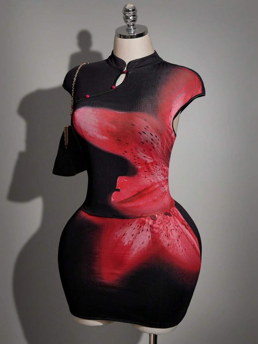 SHEIN ICON Plus Size Women's Retro Sexy Elegant Fashion Urban Modern Bold Individual Avant-Garde Valentine's Day Outfit Millennial Style Y2K New Chinese Style Mesh Black Base Red Flower Print Small Stand Collar Slim Fit Set - Black - View 1