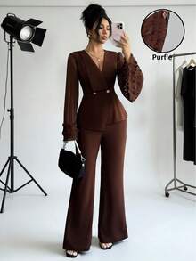 Elenzga Bộ vest công sở thanh lịch, lãng mạn, tối giản dành cho nữ, gồm áo blazer tay dài xếp ly, viền bèo nhún, cài hai hàng khuy bất đối xứng và quần ống đứng. - Cà phê nâu - Xem 1