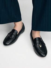 Mnmlis Women's Versatile Fashion Flat Shoes For Daily Wear - Black - View 6