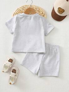 Cozy Pixies 2件套男婴卡通熊图案针织柔软圆领短袖上衣和松紧腰短裤套装 - 彩色 - 查看 6