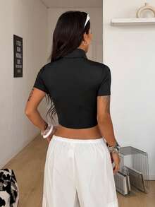 Coolane 女士春季街头休闲运动日常穿搭图案刺绣弹力抹胸高领短袖露脐上衣 - 黑色 - 查看 6