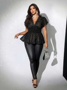 Viva Relle Plus Size Solid Color Deep V-Neck Lace Patchwork Sexy Short Sleeve Blouse - Black - View 4