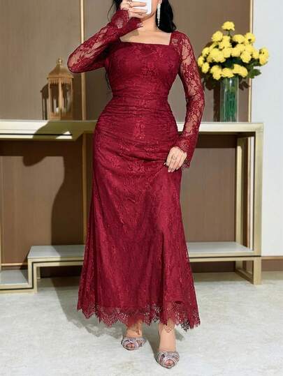 Feyla فستان أنيق بياقة مربعة وأكمام طويلة مزخرف بالدانتيل والكشكشة