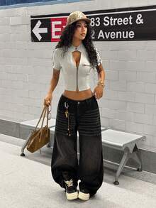 SHEIN HypeZone Phong cách Y2K dành cho nữ, trang phục thường ngày, màu đen, mùa xuân & thu; Phong cách Grunge (7k, +3%): Áo sơ mi nữ không tay ôm dáng phong cách Punk - Màu Xám nhạt - Xem 2