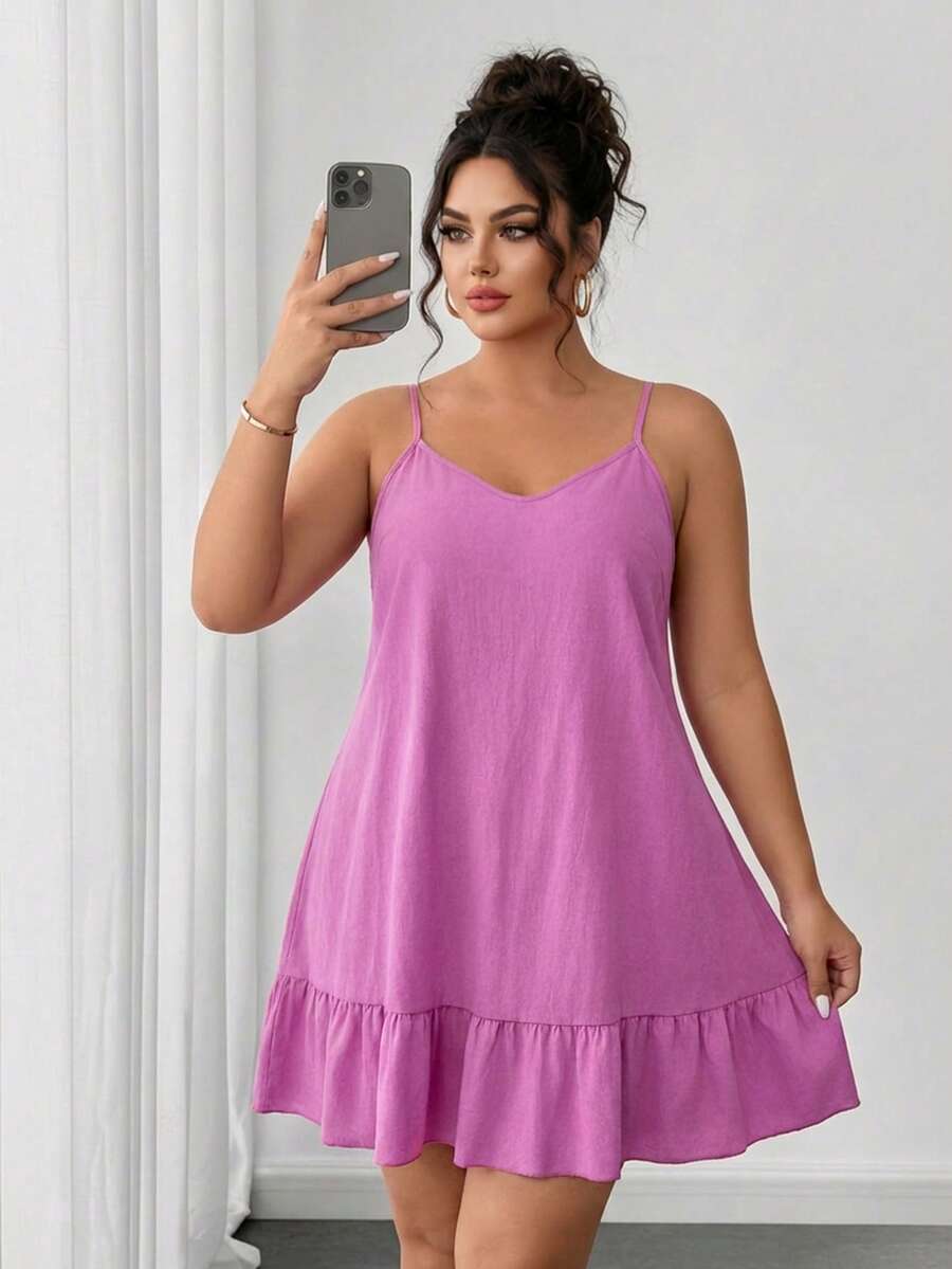 SHEIN Clasi 大尺碼女士純色簡約日常穿搭吊帶連身裙