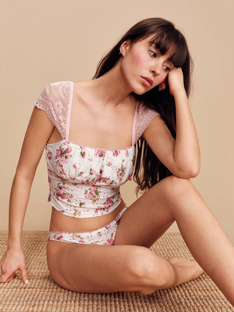 lacRébo 花卉印花刺绣复古可爱上衣，配粉色蕾丝袖和同款内裤内衣套装 - 彩色 - 查看 1