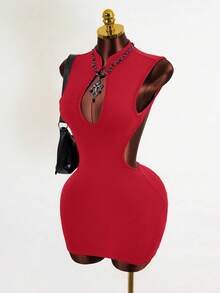 Mistrie 冬季新款中国风旗袍领镂空露背修身迷你连衣裙 - 紅色 - 查看 4