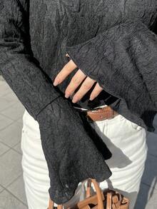 FRIFUL 女士圆领蕾丝面料修身喇叭袖纯色休闲T恤 - 黑色 - 查看 6