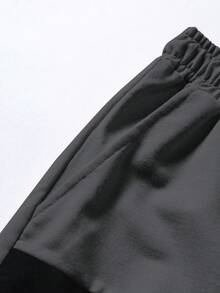 Manfinity Homme 宽松男士撞色字母拼接细节抽绳腰短裤 - 彩色 - 查看 3