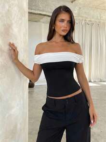 Aloruh Áo thun nữ phối màu, nhún bèo, trễ vai, ôm sát. - Đen và trắng - Xem 6