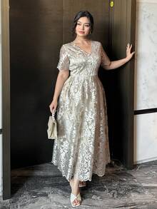 Dazy Plus Plus Size Women's Elegant Floral Lace V-Neck Long Dress, Suitable For Party And Spring/Summer - Beige - View 4