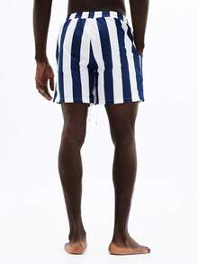 SUMWON 男士竖条纹沙滩短裤，弹性腰带，侧边口袋，夏季泳装，休闲度假尼龙冲浪服 - 黑與白 - 查看 2
