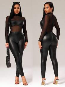 Radiana 女士性感休闲黑色弹力网纱拼接PU连体裤，长袖紧身连体裤，透视紧身连体裤，黑色紧身连体裤，PU连体裤，休闲裤，休闲装。弹力针织面料贴合身形，凸显身材，适合休闲外出、聚会、夜店、俱乐部、庆典、音乐节、派对、假日穿着。 - 黑色 - 查看 1