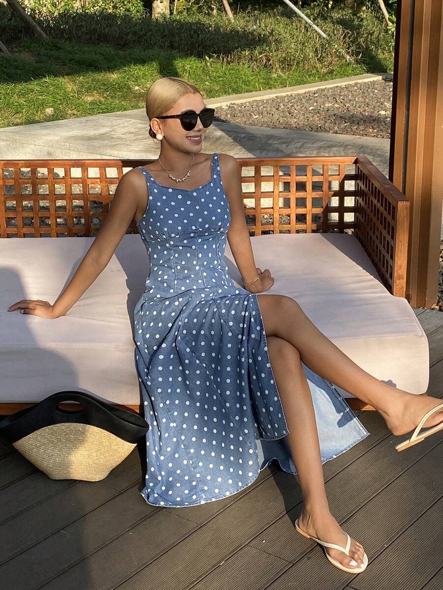 DAZY 女士夏季波点印花吊带连衣裙，休闲度假风牛仔连衣裙 - 中等水洗藍 - 查看 1