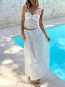 Aloruh Bộ váy áo nữ thanh lịch cổ trái tim ôm sát eo thấp, chất liệu vải thêu, màu trắng trơn, thích hợp cho kỳ nghỉ biển, gồm 2 món. - trắng - Xem 5