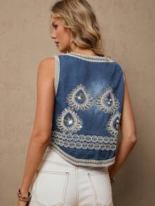 Freevana 波西米亚风牛仔钩针背心，腰果花刺绣，短款V领，蓝白撞色，女士背心，适合早春音乐节穿着 - 藍色 - 查看 2