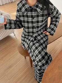 DAZY 女士加厚绗缝格子领睡衣套装，舒适冬季家居服 - 黑與白 - 查看 9