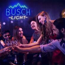 这款LED氛围霓虹灯采用全新设计的“BUSCH”字样，配备USB接口，适用于广告牌、节日装饰、酒吧装饰和一般氛围营造。 - 彩色 - 查看 3