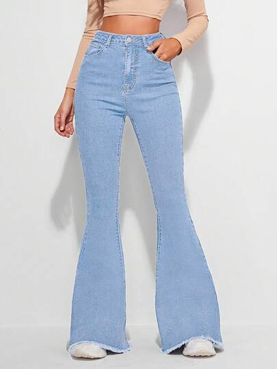 Flexra Jeans vintage con borde deshilachado y pierna acampanada, cintura alta, unicolor, ajuste delgado, de moda y minimalista
