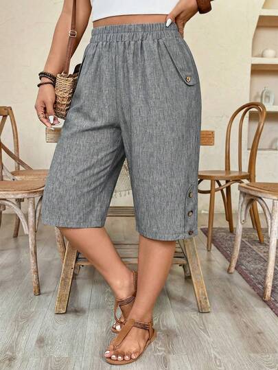 EMERY ROSE 加大码弹力腰休闲短裤，带侧袋和铆钉装饰