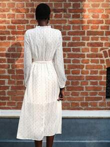 Lumivelle 女士春夏时尚长袖荷叶领收腰波点连衣裙 - 白色 - 查看 2