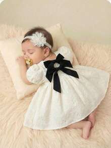 Loomiva Newborn Baby Girl Contrast Bow Round Neck Puff Sleeve Waist Tie Dress