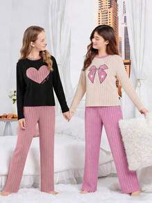 Bộ đồ ngủ cho bé gái tuổi teen - Bộ 2 món: Áo dài tay cổ tròn và quần dài, họa tiết trái tim và nơ, chất liệu gân, màu hồng, đen, be, ấm áp, thích hợp mặc nhà trong kỳ nghỉ lễ 2026, không thể thiếu trong mọi mùa. - Nhiều màu - Xem 5