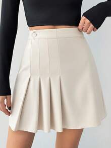 SHEIN Tall Minifalda plisada de cuero PU para mujer, para mujeres altas - Crema - Ver 3