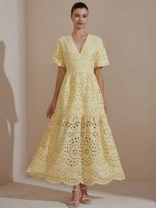 Aveloria Rosie 新款春季刺绣V领长款优雅女士连衣裙 - 黃色 - 查看 5