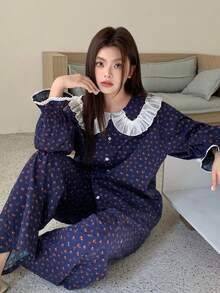 Dazy Plus 两件套加大码女士碎花宽松睡衣套装，含彼得潘领衬衫和长裤，春秋季 - 藏蓝色 - 查看 10