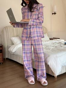 Dream Adore Set pijama cu cardigan și pantaloni, cu rever și garnitură contrastantă în carouri - Multicolor - Vizualizare 5