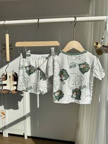SHEIN 2件套男婴可爱夏季休闲恐龙卡通印花撞色短袖睡衣套装 - 彩色 - 查看 2