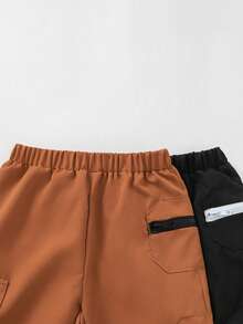 SHEIN 两件套男童休闲舒适字母印花运动裤套装，适合度假、休闲、旅行、放松、日光浴、夏季穿着 - 彩色 - 查看 3
