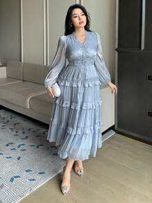 Dazy Plus V领蕾丝拼接荷叶边多层雪纺收腰优雅长灯笼袖加大码女式连衣裙，春夏长款连衣裙 - 霧霾藍 - 查看 7
