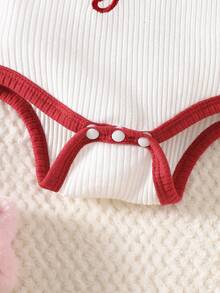 SHEIN Set de 3 piezas de mono con cuello redondo acanalado, pantalones y diadema con lazo bordada, estilo casual para bebé/niño pequeño, para primavera/otoño - Rojo y blanco - Ver 7