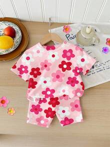 SHEIN Little Byeori 2件套女童休闲碎花短袖圆领T恤短裤套装，适合夏季穿着 - 彩色 - 查看 3