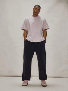 Musero 圆领短袖大后背印花T恤衫，春夏必备单品 - 粉色 - 查看 3