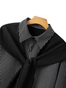 SHEIN Clasi Bộ đồ 2 món cỡ lớn: Áo sơ mi kẻ sọc phối màu thường ngày + Quần dài đơn giản. - Đen và trắng - Xem 3