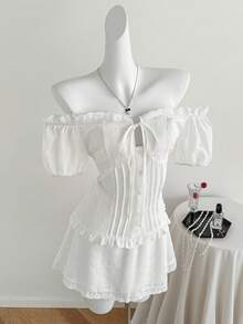 Sweetra Bộ đồ nữ cho dịp năm mới, Halloween, Giáng sinh, Lễ Tạ ơn, phong cách mới, thường ngày, mùa hè, phù hợp cho tiệc tùng, đi làm, sinh hoạt hàng ngày, du lịch, nghỉ mát. Áo sơ mi trắng, áo kiểu trắng, áo blouse trắng, trang phục trắng đêm giao thừa, bộ đồ nữ thanh lịch, trễ vai, tay phồng, nơ, họa tiết kẻ sọc, áo sơ mi trắng viền bèo, chân váy chữ A ngắn, ngọt ngào, dễ thương, dịu dàng, bộ đồ 2 mảnh thanh lịch. - trắng - Xem 4