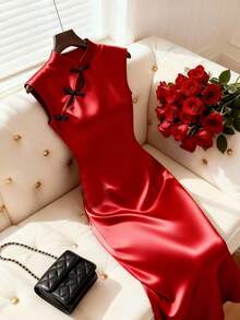 SHEIN Franclia 女士无袖连衣裙，立领设计，右侧饰有装饰缝线，左侧开衩下摆，后背拉链，收腰，中国元素设计 - 紅色 - 查看 3