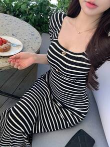 DAZY Đầm sọc đen trắng có họa tiết, thanh lịch cho mùa xuân và hè, thích hợp cho ngày Valentine, đám cưới, tiệc tùng. Thiết kế ôm eo với khóa kim loại trang trí, tay ngắn, phù hợp cho công sở. - màu đen - Xem 10