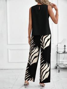SHEIN Clasi 优雅女士纯色纹理褶皱上衣和花朵阔腿裤套装 - 黑色 - 查看 2