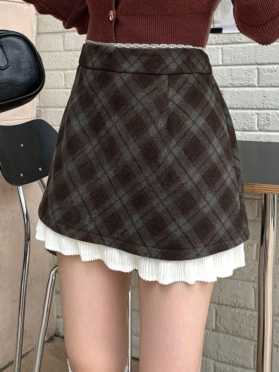 DAZY 少女高腰格子拼接荷叶边下摆时尚迷你裙 - 棕色 - 查看 1