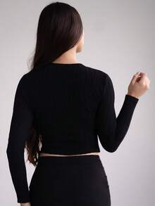 Andrea Bello 黑色优雅圆领金属纽扣喇叭袖 T 恤，秋季 T 恤，分层 T 恤，长袖 T 恤，性感黑色上衣，女士服装 - 黑色 - 查看 2